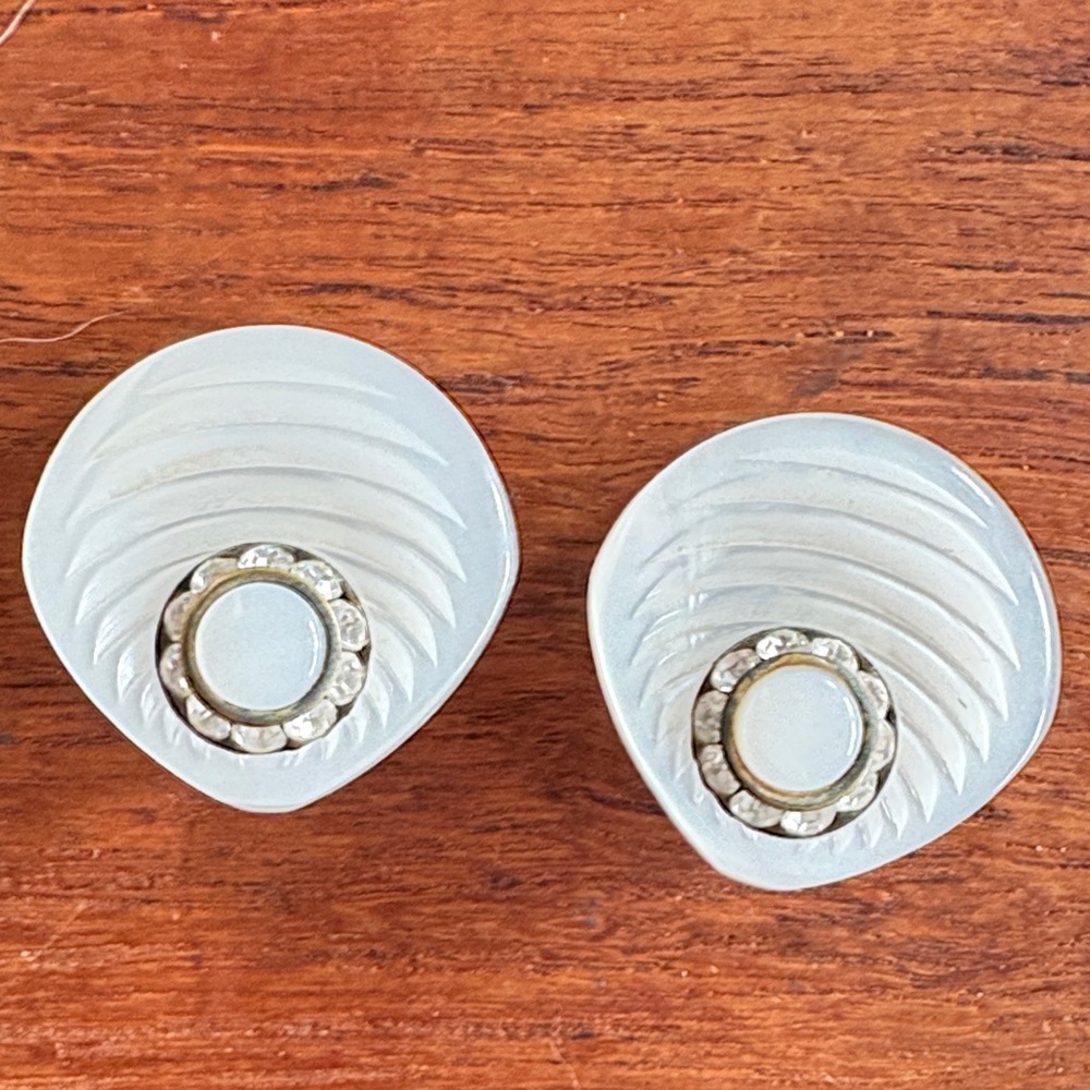 1950’s clip on earrings